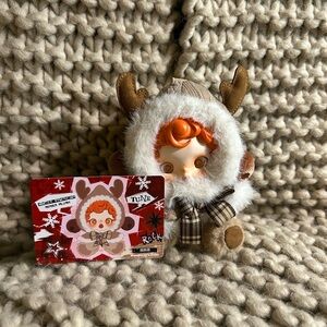 PopMart SKULLPANDA Winter Symphony Series Plush